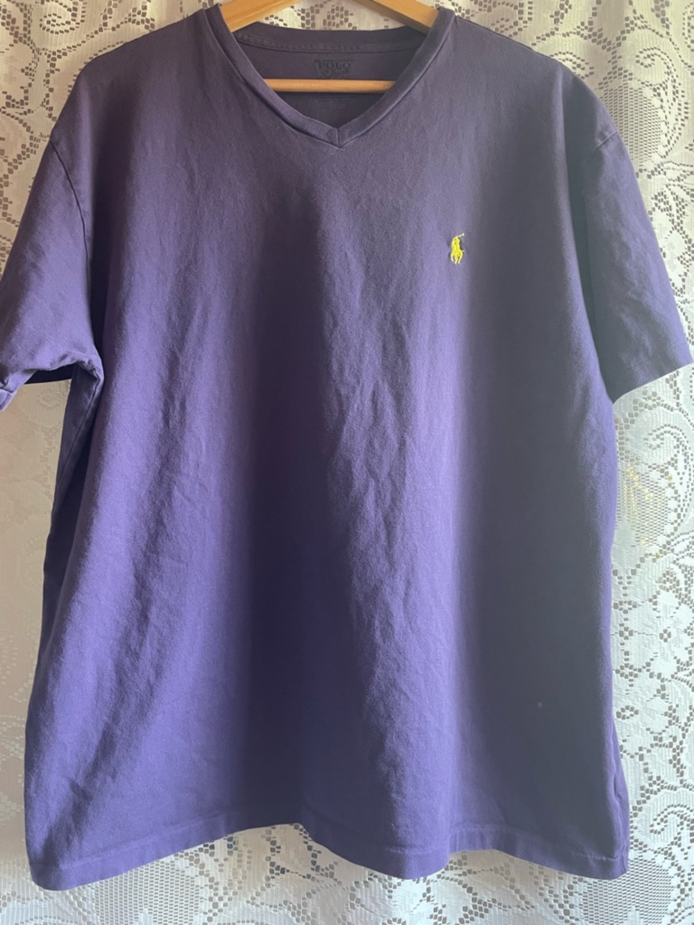 POLO by RALPH LAUREN Men’s Large Purple V‑Neck Cotton Classic Logo Tee